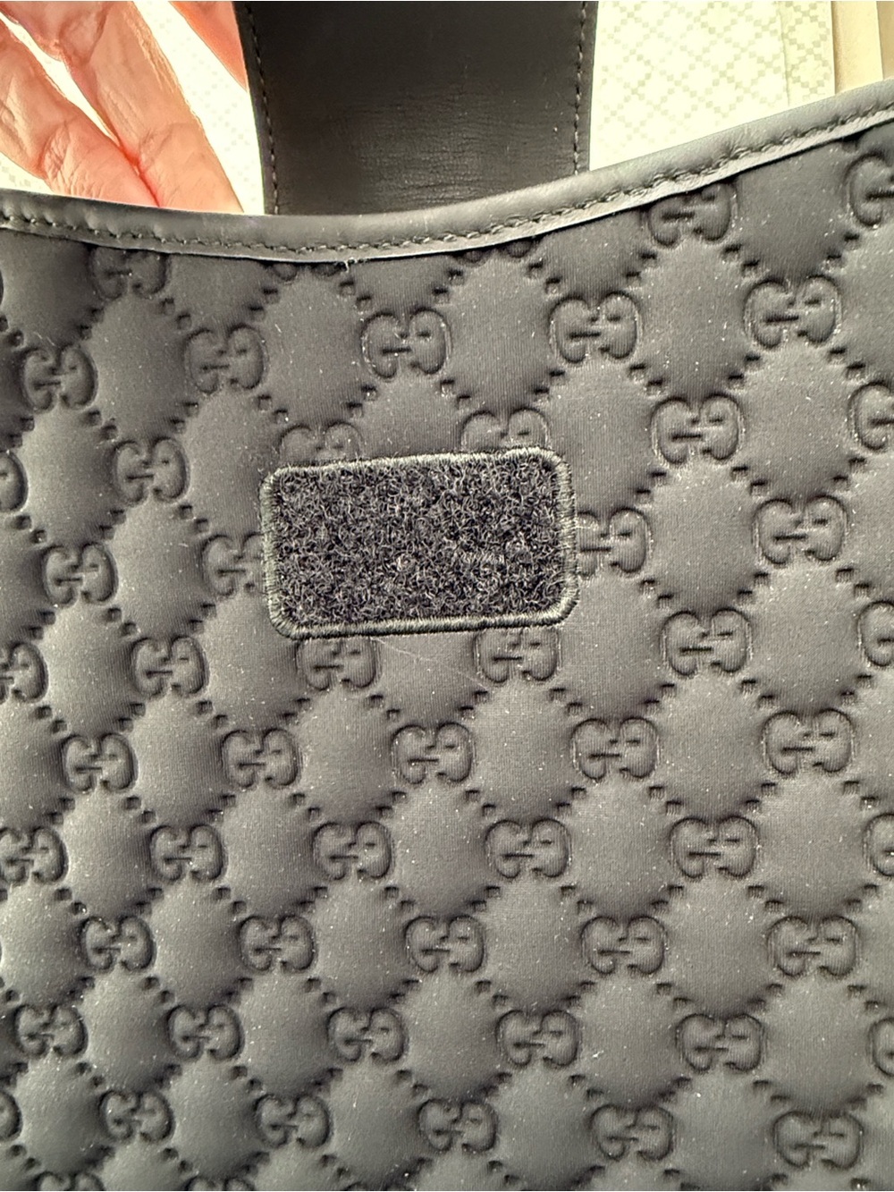 Vintage Gucci Logo Neoprene IPad Case Black - Picture 8 of 13
